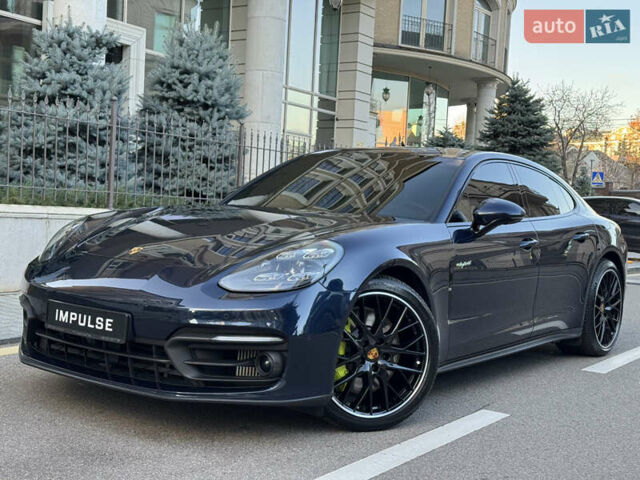 Синій Порше Panamera, об'ємом двигуна 2.89 л та пробігом 77 тис. км за 84000 $, фото 2 на Automoto.ua