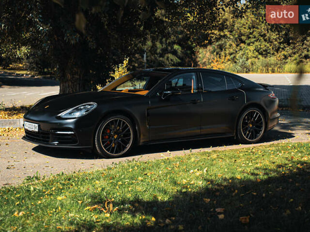 Синій Порше Panamera, об'ємом двигуна 3 л та пробігом 71 тис. км за 73000 $, фото 5 на Automoto.ua