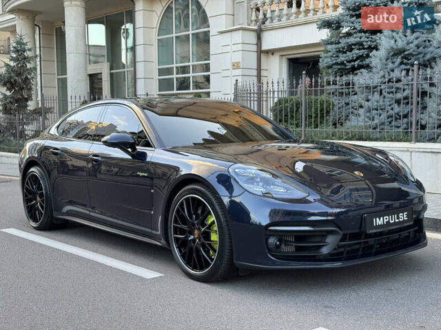 Синій Порше Panamera, об'ємом двигуна 2.89 л та пробігом 77 тис. км за 84000 $, фото 18 на Automoto.ua