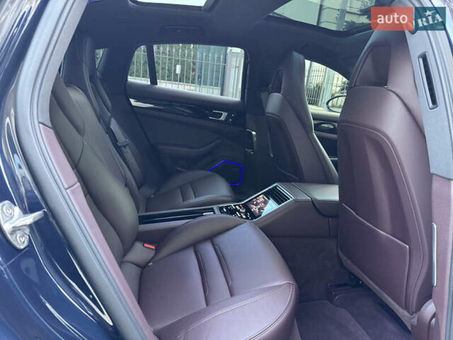 Синій Порше Panamera, об'ємом двигуна 2.89 л та пробігом 77 тис. км за 84000 $, фото 26 на Automoto.ua