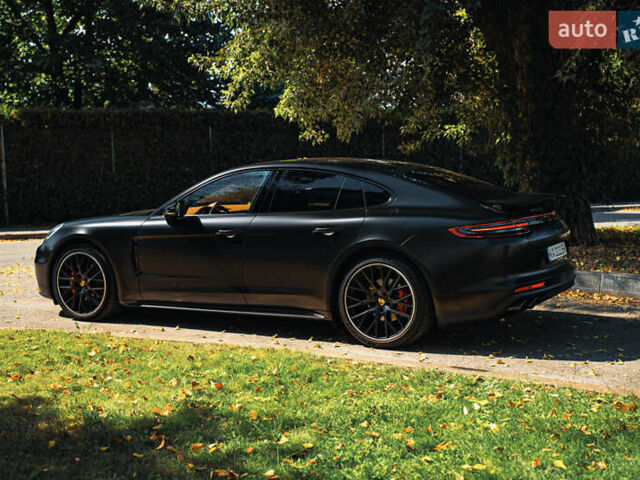 Синій Порше Panamera, об'ємом двигуна 3 л та пробігом 71 тис. км за 73000 $, фото 6 на Automoto.ua