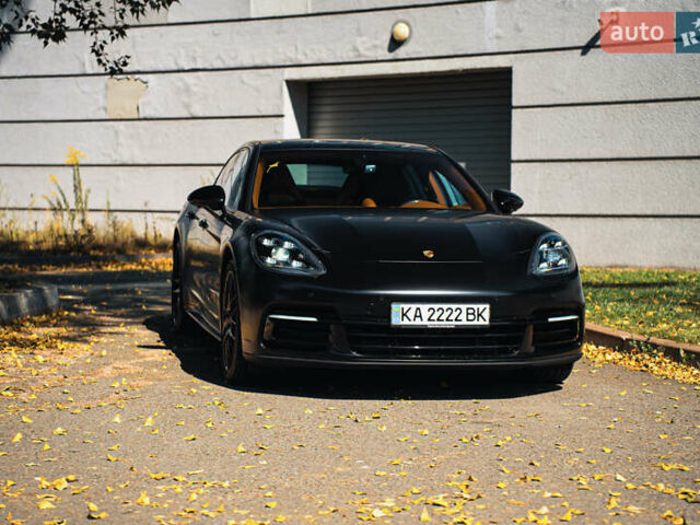 Синій Порше Panamera, об'ємом двигуна 3 л та пробігом 71 тис. км за 73000 $, фото 1 на Automoto.ua