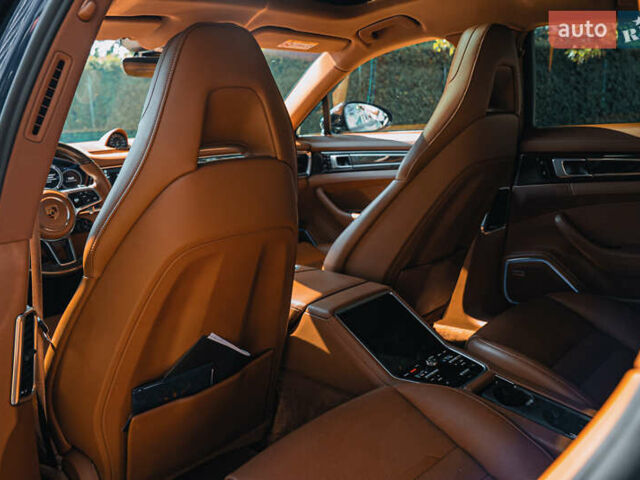 Синій Порше Panamera, об'ємом двигуна 3 л та пробігом 71 тис. км за 73000 $, фото 56 на Automoto.ua