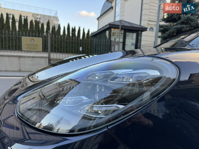 Синій Порше Panamera, об'ємом двигуна 2.89 л та пробігом 77 тис. км за 84000 $, фото 19 на Automoto.ua