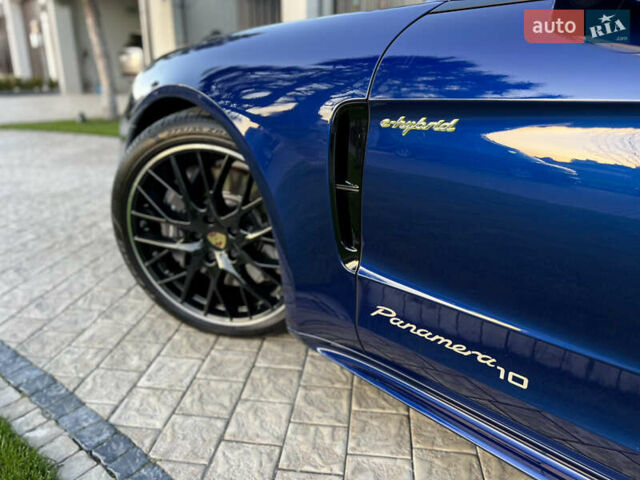Синій Порше Panamera, об'ємом двигуна 2.89 л та пробігом 70 тис. км за 85000 $, фото 21 на Automoto.ua