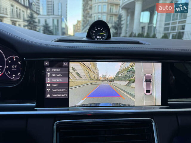 Синій Порше Panamera, об'ємом двигуна 2.89 л та пробігом 77 тис. км за 84000 $, фото 43 на Automoto.ua