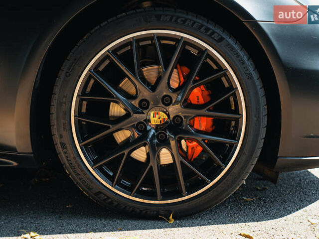 Синій Порше Panamera, об'ємом двигуна 3 л та пробігом 71 тис. км за 73000 $, фото 16 на Automoto.ua