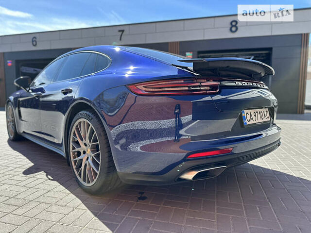 Синій Порше Panamera, об'ємом двигуна 3 л та пробігом 35 тис. км за 75900 $, фото 19 на Automoto.ua