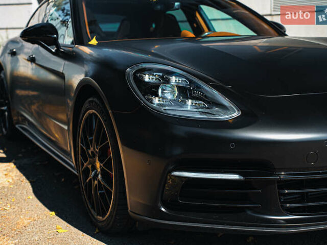 Синій Порше Panamera, об'ємом двигуна 3 л та пробігом 71 тис. км за 73000 $, фото 19 на Automoto.ua