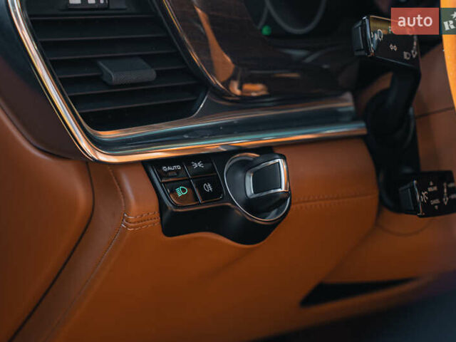 Синій Порше Panamera, об'ємом двигуна 3 л та пробігом 71 тис. км за 73000 $, фото 67 на Automoto.ua