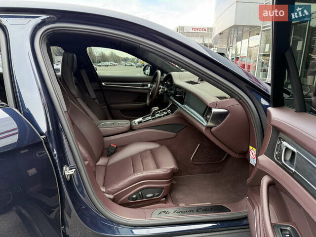Синій Порше Panamera, об'ємом двигуна 2.89 л та пробігом 20 тис. км за 117000 $, фото 15 на Automoto.ua