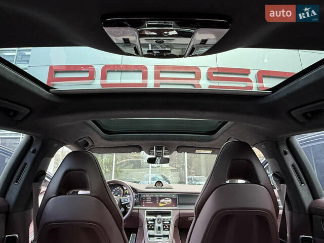 Синій Порше Panamera, об'ємом двигуна 2.89 л та пробігом 20 тис. км за 117000 $, фото 23 на Automoto.ua
