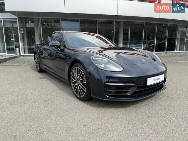 Синій Порше Panamera, об'ємом двигуна 2.89 л та пробігом 20 тис. км за 117000 $, фото 2 на Automoto.ua