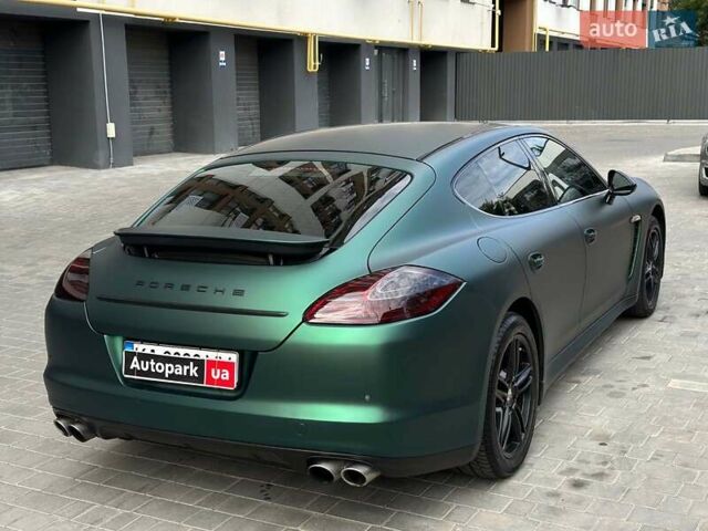 Зелений Порше Panamera, об'ємом двигуна 4.8 л та пробігом 180 тис. км за 16490 $, фото 7 на Automoto.ua