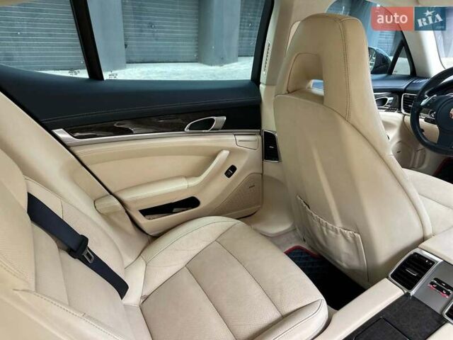 Зелений Порше Panamera, об'ємом двигуна 4.8 л та пробігом 180 тис. км за 16490 $, фото 21 на Automoto.ua