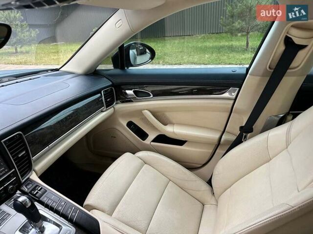 Зелений Порше Panamera, об'ємом двигуна 4.8 л та пробігом 180 тис. км за 16490 $, фото 43 на Automoto.ua