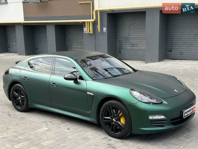 Зелений Порше Panamera, об'ємом двигуна 4.8 л та пробігом 180 тис. км за 16490 $, фото 5 на Automoto.ua