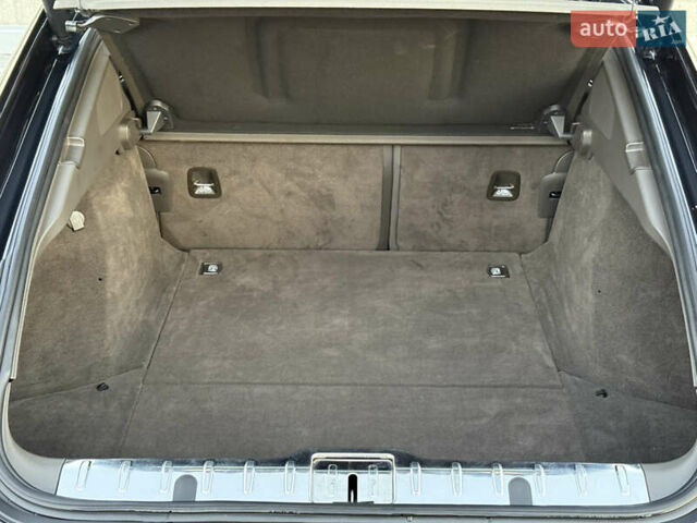 Зелений Порше Panamera, об'ємом двигуна 3 л та пробігом 70 тис. км за 46500 $, фото 34 на Automoto.ua