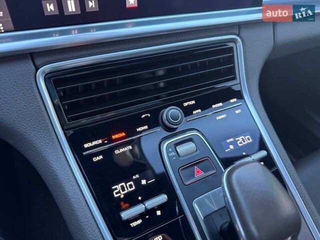 Зеленый Порше Панамера, объемом двигателя 3 л и пробегом 69 тыс. км за 49990 $, фото 29 на Automoto.ua