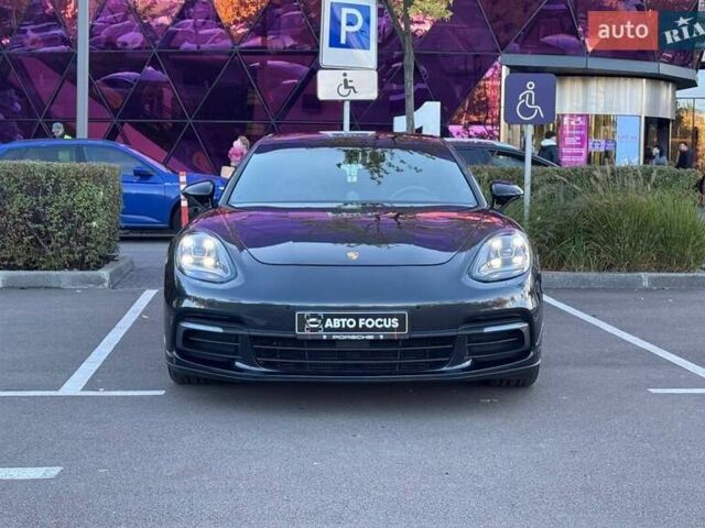 Зеленый Порше Панамера, объемом двигателя 3 л и пробегом 69 тыс. км за 49990 $, фото 2 на Automoto.ua