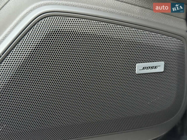 Зелений Порше Panamera, об'ємом двигуна 3 л та пробігом 70 тис. км за 46500 $, фото 28 на Automoto.ua