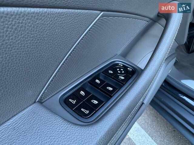 Зеленый Порше Панамера, объемом двигателя 3 л и пробегом 69 тыс. км за 49990 $, фото 14 на Automoto.ua