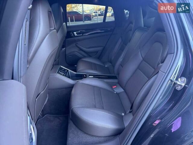 Зеленый Порше Панамера, объемом двигателя 3 л и пробегом 69 тыс. км за 49990 $, фото 11 на Automoto.ua