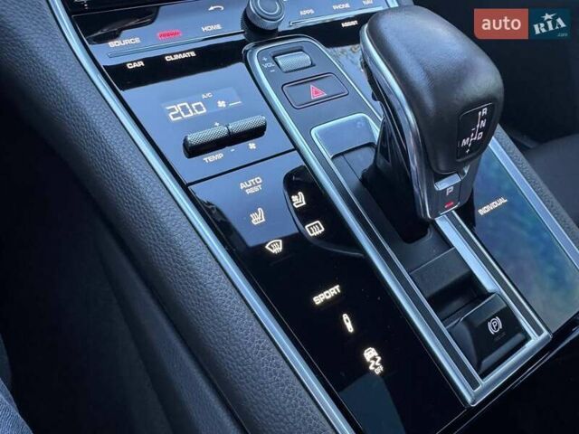 Зеленый Порше Панамера, объемом двигателя 3 л и пробегом 69 тыс. км за 49990 $, фото 26 на Automoto.ua