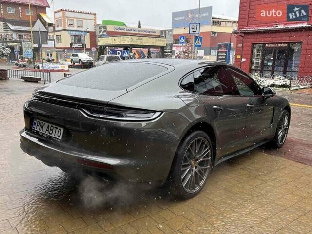 Зеленый Порше Панамера, объемом двигателя 2.9 л и пробегом 15 тыс. км за 119900 $, фото 6 на Automoto.ua