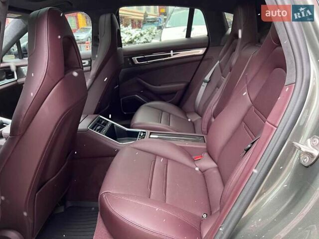 Зеленый Порше Панамера, объемом двигателя 2.9 л и пробегом 15 тыс. км за 119900 $, фото 38 на Automoto.ua