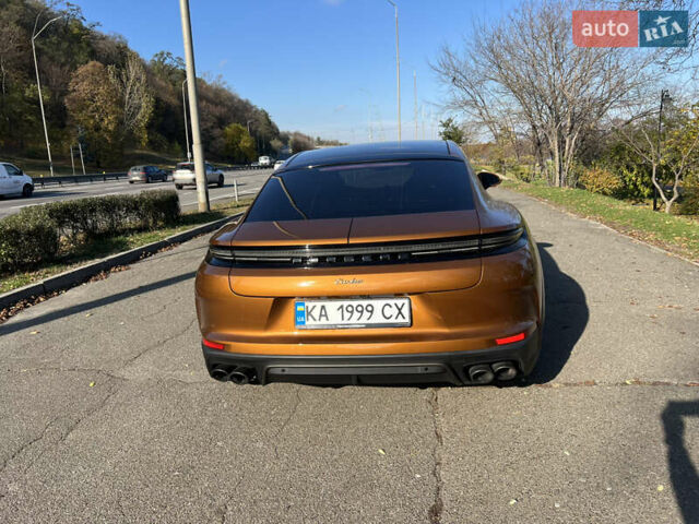Помаранчевий Порше Panamera, об'ємом двигуна 4 л та пробігом 20 тис. км за 278000 $, фото 5 на Automoto.ua