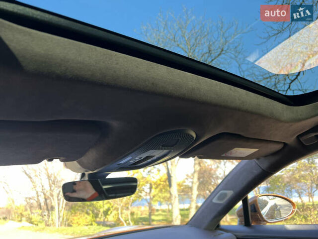 Помаранчевий Порше Panamera, об'ємом двигуна 4 л та пробігом 20 тис. км за 278000 $, фото 19 на Automoto.ua