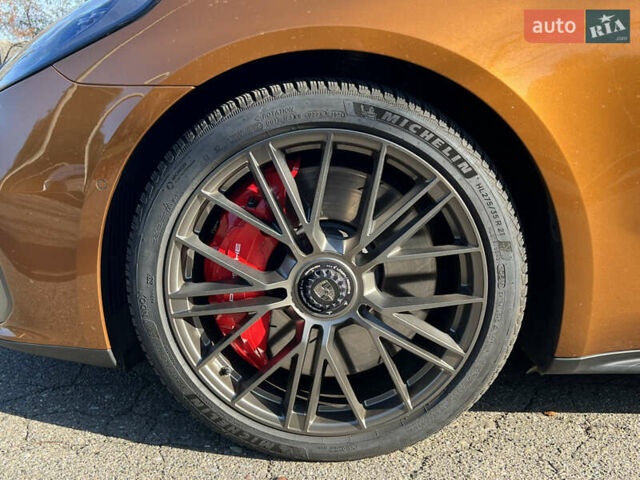 Помаранчевий Порше Panamera, об'ємом двигуна 4 л та пробігом 20 тис. км за 278000 $, фото 13 на Automoto.ua