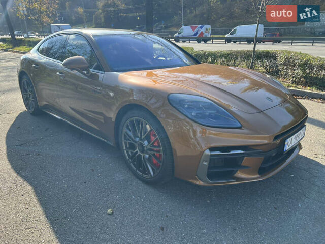 Помаранчевий Порше Panamera, об'ємом двигуна 4 л та пробігом 20 тис. км за 278000 $, фото 2 на Automoto.ua