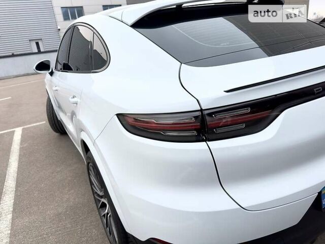 Белый Порше Cayenne Coupe, объемом двигателя 3 л и пробегом 6 тыс. км за 105000 $, фото 21 на Automoto.ua