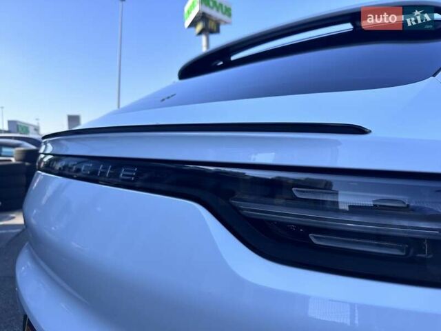 Белый Порше Cayenne Coupe, объемом двигателя 3 л и пробегом 65 тыс. км за 78700 $, фото 21 на Automoto.ua