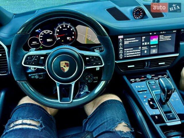 Білий Порше Cayenne Coupe, об'ємом двигуна 2.89 л та пробігом 80 тис. км за 87000 $, фото 41 на Automoto.ua