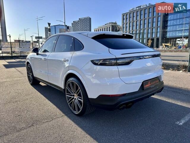 Білий Порше Cayenne Coupe, об'ємом двигуна 3 л та пробігом 75 тис. км за 68900 $, фото 12 на Automoto.ua