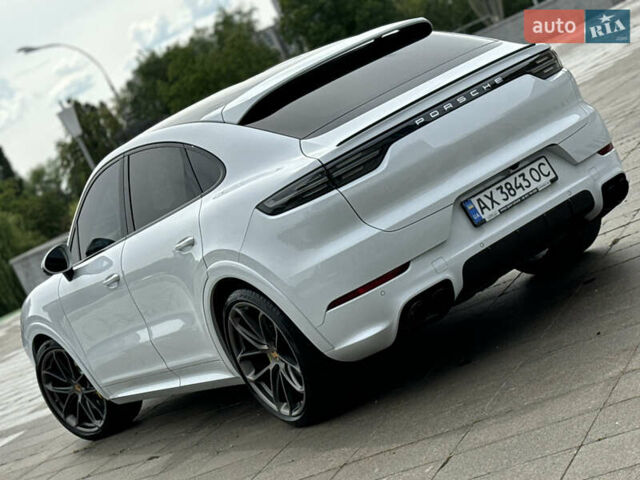 Білий Порше Cayenne Coupe, об'ємом двигуна 2.89 л та пробігом 115 тис. км за 64999 $, фото 24 на Automoto.ua