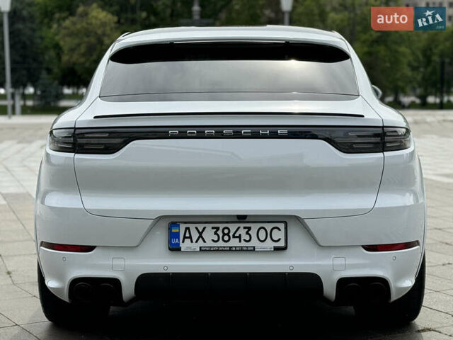 Білий Порше Cayenne Coupe, об'ємом двигуна 2.89 л та пробігом 115 тис. км за 64999 $, фото 34 на Automoto.ua