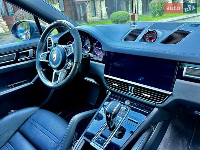 Білий Порше Cayenne Coupe, об'ємом двигуна 2.89 л та пробігом 80 тис. км за 87000 $, фото 35 на Automoto.ua