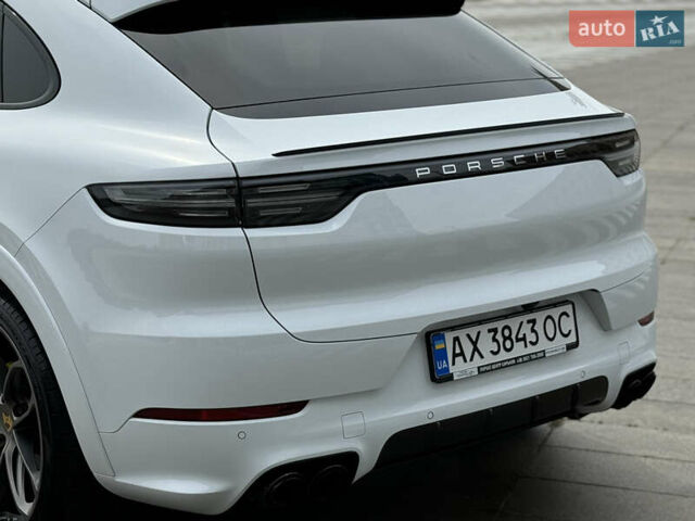 Білий Порше Cayenne Coupe, об'ємом двигуна 2.89 л та пробігом 115 тис. км за 64999 $, фото 40 на Automoto.ua