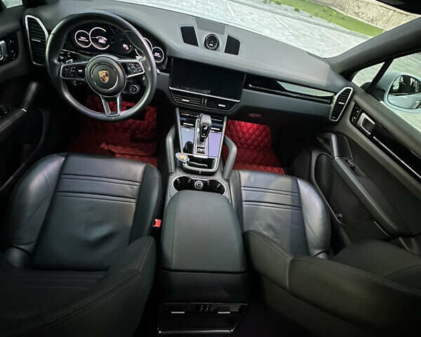 Белый Порше Cayenne Coupe, объемом двигателя 3 л и пробегом 47 тыс. км за 72000 $, фото 16 на Automoto.ua