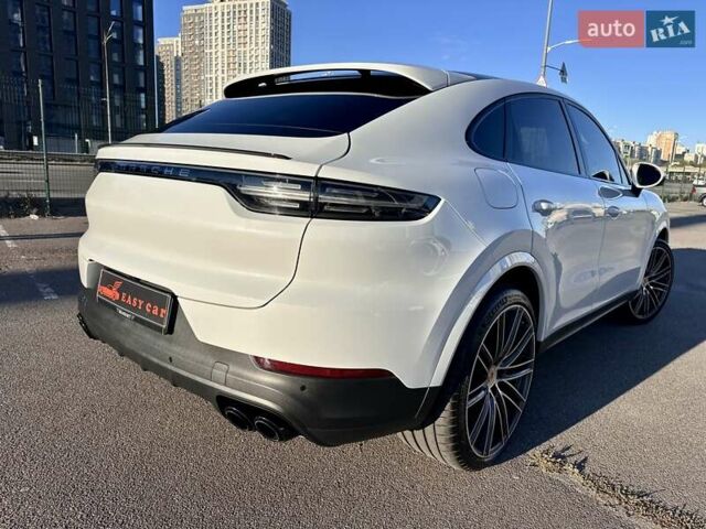 Білий Порше Cayenne Coupe, об'ємом двигуна 3 л та пробігом 75 тис. км за 68900 $, фото 33 на Automoto.ua