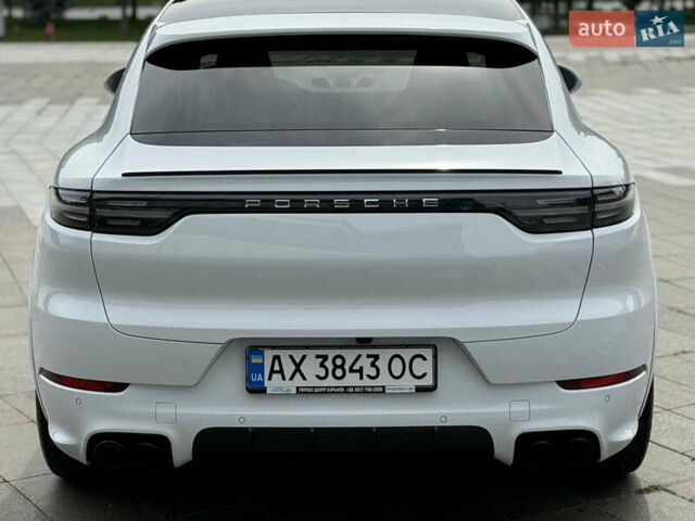 Білий Порше Cayenne Coupe, об'ємом двигуна 2.89 л та пробігом 115 тис. км за 64999 $, фото 33 на Automoto.ua
