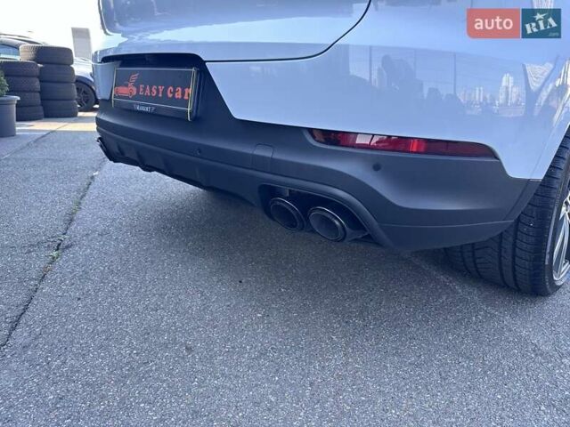 Белый Порше Cayenne Coupe, объемом двигателя 3 л и пробегом 65 тыс. км за 78700 $, фото 24 на Automoto.ua