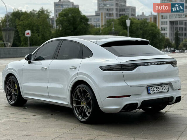 Білий Порше Cayenne Coupe, об'ємом двигуна 2.89 л та пробігом 115 тис. км за 64999 $, фото 17 на Automoto.ua