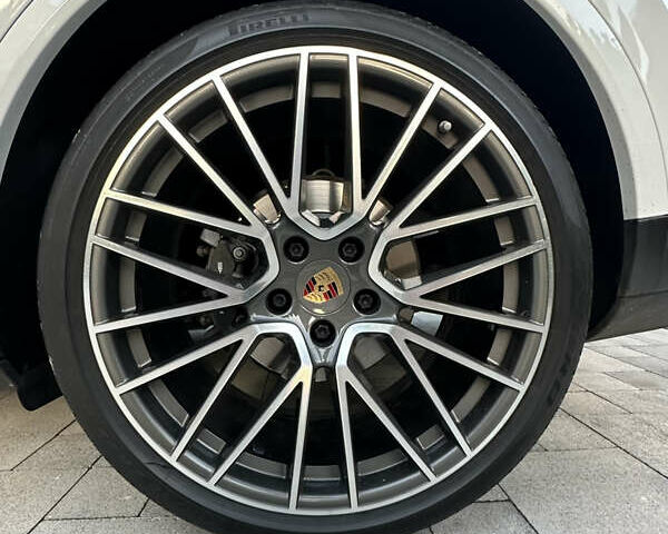 Белый Порше Cayenne Coupe, объемом двигателя 3 л и пробегом 47 тыс. км за 72000 $, фото 11 на Automoto.ua