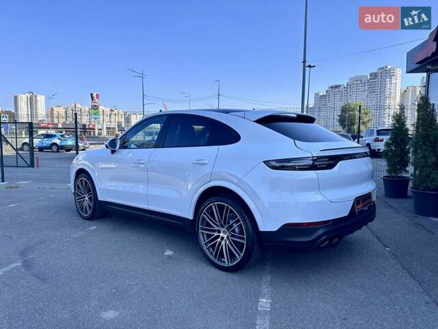 Белый Порше Cayenne Coupe, объемом двигателя 3 л и пробегом 65 тыс. км за 78700 $, фото 6 на Automoto.ua