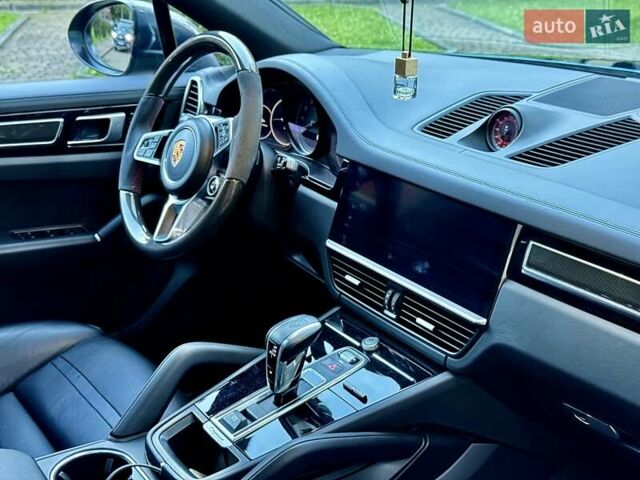 Білий Порше Cayenne Coupe, об'ємом двигуна 2.89 л та пробігом 80 тис. км за 87000 $, фото 28 на Automoto.ua